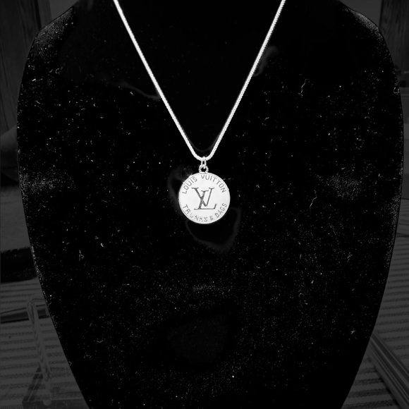 LV Silver Logo Pendant Necklace - Picture 2 of 2